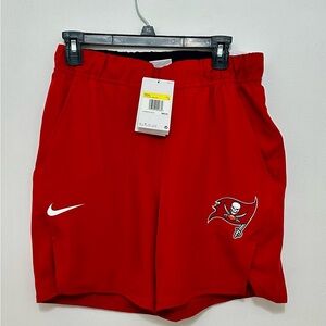 Men's Nike Red Tampa Bay Buccaneers Blitz Victory Dri-FIT Shorts - 7" Length
